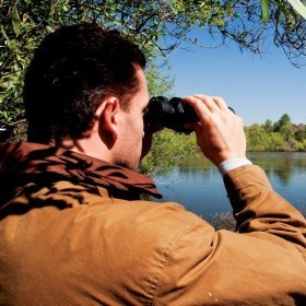 Бинокль Celestron Nature 8x42 Porro